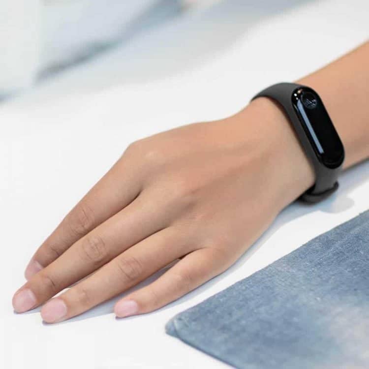 In questa guida ci occuperemo dei migliori smartband economici