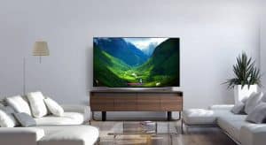 Esperienza di visione ottimale con il miglior TV OLED in un salotto accogliente