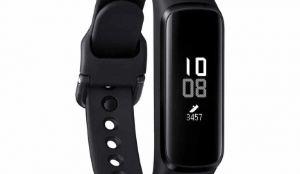 Galaxy Fit e: recensione dello smartband economico di Samsung